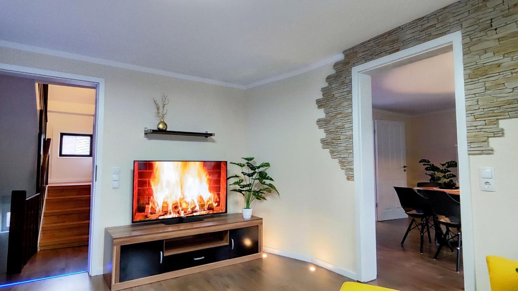 Direkt Am Rhein Mit Burgblick Nahe Rheinsteig Bis 8 Personen, 2 Baeder, 4 Zimmer, Kueche, Netflix Apartment Kaub Exterior photo